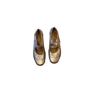 Array Gold Mary Jane Flats  Leather 7